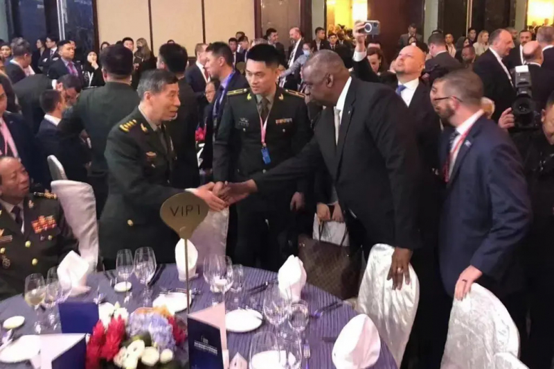 Mỹ - Trung Quốc bắt tay nhưng không đối thoại
